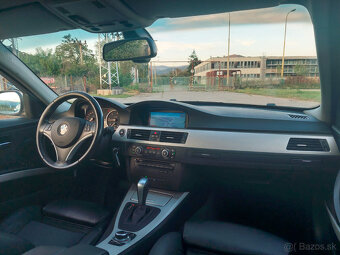 BMW Rad 3 Touring 320d xDrive A/T - 15