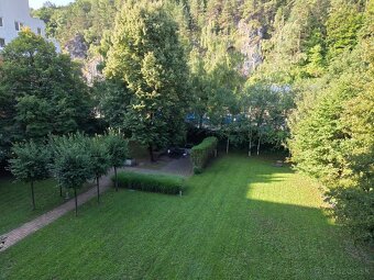 4i byt s terasou - 15