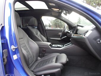 BMW Rad 3 Touring 330d mHEV xDrive 210kW automat,F1,panorama - 15