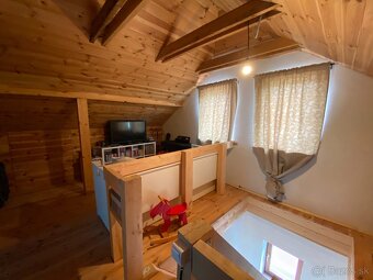 Priestranný rodinný dom s wellness - Večelkov okr. R.Sobota - 15