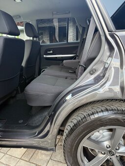 Suzuki Grand Vitara 2.4 benzin facelift 2010 4x4 bez korozie - 15