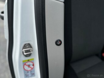 Volkswagen T6 Transporter 2.0 TDi 4motion - 15