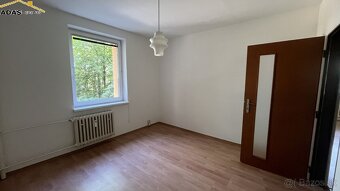 Ponúkame 3- izbový byt na sídlisku Západ. - 15