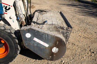 Šmykom riadený nakladač Novotny B 961+ príslušenstvo - 15