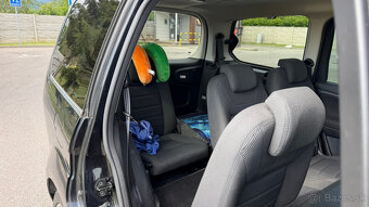 Ford Galaxy 2.0 EcoBoost SCTi PowerShift Titanium - 15