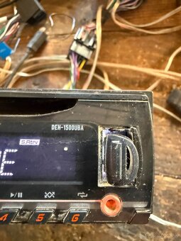 Pioneer AVH-290BT - 15