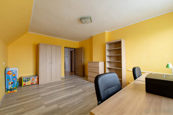 REZERVOVANÉ: Na predaj rodinný dom v Dolnej Súči - 15