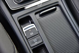 Volkswagen Golf Variant 2.0TDI Highline 4MOTION WEBASTO - 15