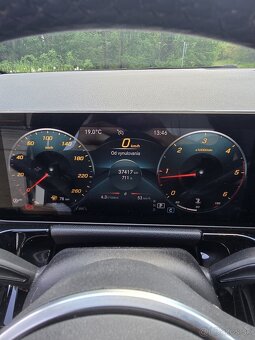 Mercedes-Benz  B200d Progressive - 15