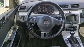 Volkswagen Passat Variant 2.0 TDI Comfortline - 15