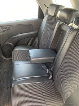 KIA Sportage 2.0crdi - 15