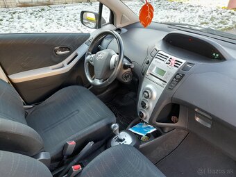 Predám-Toyota Yaris 1,4 D-4D diesel,66kW,AUTOMAT,naj138000km - 15