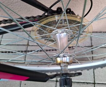 Dievčenský bicykel 26 - 15