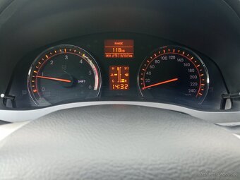 Toyota Avensis D4D T27 2.2d 110kw Premium - 15