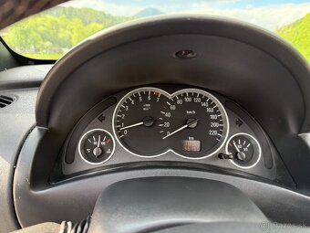 Opel Tigra TwinTop 1.8i 16v CABRIO 92 kw - 15