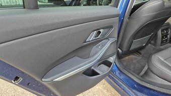 BMW rad 3 320d mHEV xDrive A/T Mpacket Slovenské - 15