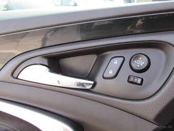 Opel Insignia ST 1.6 CDTI 136k ecoFLEX Cosmo - 15