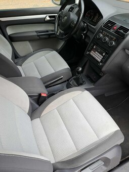 VW Touran Cross 1.6 TDI - 15