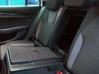 Škoda Octavia 4 Combi 2.0 TDI - 15