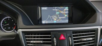 Mercedes-Benz E 350 CDI T 4Matic (4x4) Avantgarde, Automat - 15
