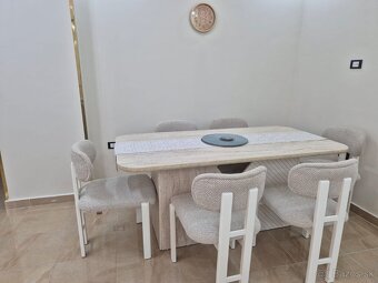 🏝️ Na predaj priestranný, moderne zariadený byt v Hurghade - 15