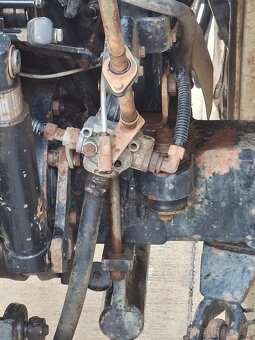 NEW HOLLAND TL 100 A + Čelný nakladač, 4562 mth - 15