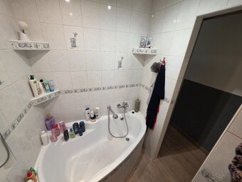 Predám pekný 3 izbový byt v Holíči - 15