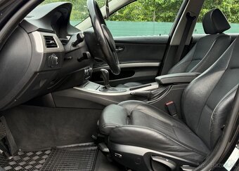BMW 320d E90 AUTOMAT / SPORTSITZE / PDC / XENON - 15