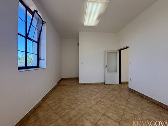 Na prenájom hala s pozemkom 4500 m² – Mníchova Lehota - 15