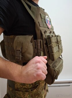 Vesta / Nosič plátov 8Fields zelená, plne vybavená - 15