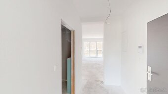 SKOLAUDOVANÉ Novostavby 2 - izbových bytov v novom rezidenčn - 15