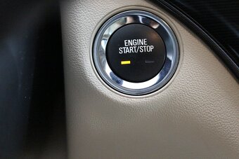 Opel Insignia 1.6 Turbo 170k ECOTEC Cosmo AT - 15