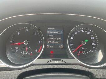 Volkswagen Passat Variant 2.0 TDI ELEGANCE DSG - 15