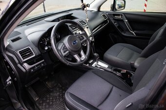 Subaru Forester 2.0i Comfort 4X4 CVT - REZERVOVANÉ - 15