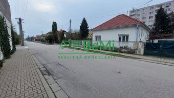Predaj - rodinný dom v meste Topoľčany - ID 190-12-LUGUE - 15