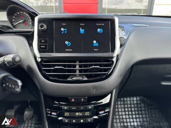 Peugeot 208 1.2 PureTech Active, Pôvodný lak, 61 430km, SR - 15