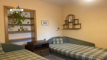 Na predaj rodinný dom v tichej ulici za 67 000 eur na pozemk - 15