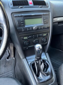Škoda Octavia Combi 2.0TDi 103kW - 15