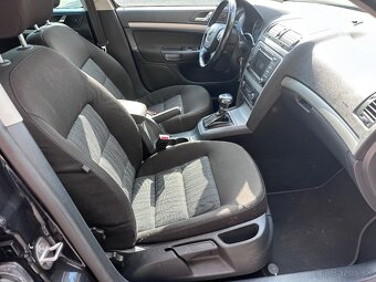 Škoda Octavia 2.0 TDI DSG Elegance - 15