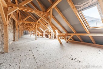 NA PREDAJ - KÚSOK HISTÓRIE - TEHLOVÁ BUDOVA - CENTRUM ROŽŇAV - 15