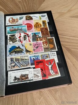 Staré známky 2 albumy - 15