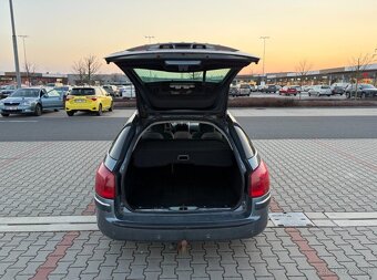 Peugeot 407 2.0 HDi navigace TZ - 15