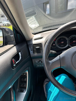 predám Subaru Outback 2,5i - r. 2006 - 15