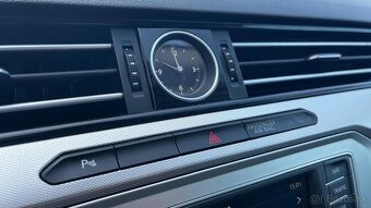 Volkswagen Passat 2.0 TDI DSG - 15