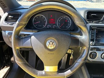 Volkswagen Scirocco 2.0 TSI - 15
