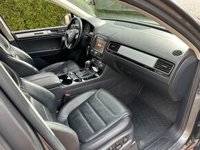 VW Touareg 3.0 TDI 150kw Automat Led Facelift - 15
