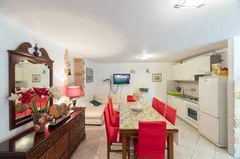 CHORVÁTSKO - Dom s 5 apartmánmi - POLJANA, ostrov UGLJAN - 15