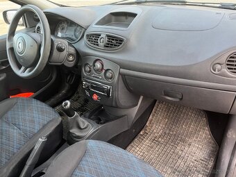 Renault Clio 1.2 benzín - 15