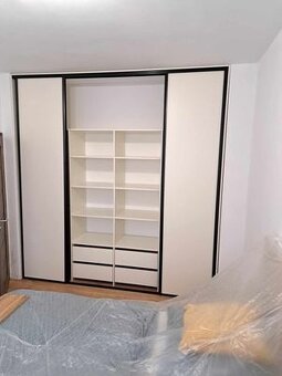 OPRAVA -RENOVÁCIA -VÝROBA - KUCHYNSKÉ LINKY, VSTAVANÉ SKRINE - 15