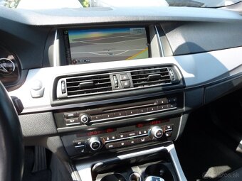 BMW Rad 5 Touring 530d xDrive  M paket  - 15